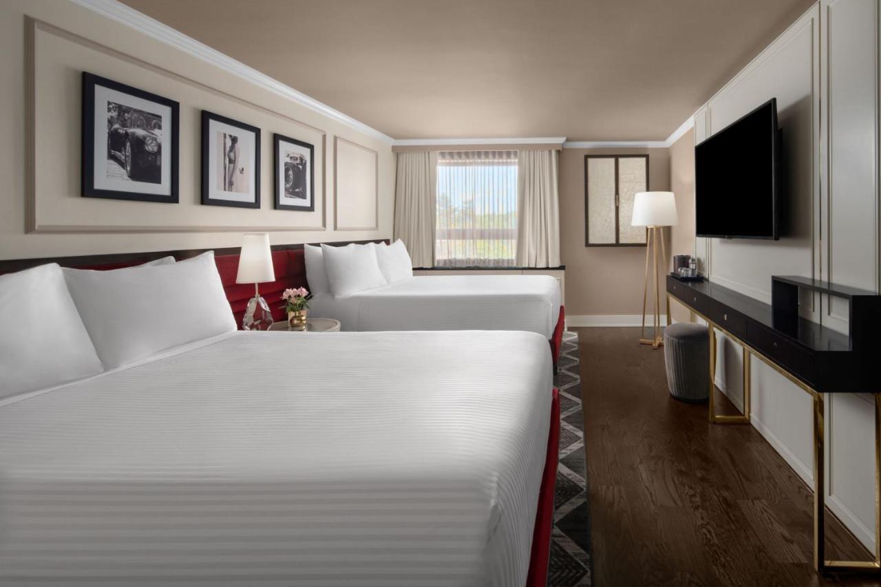 Standard Double Room with Two Double Beds,1395454241:JPEG