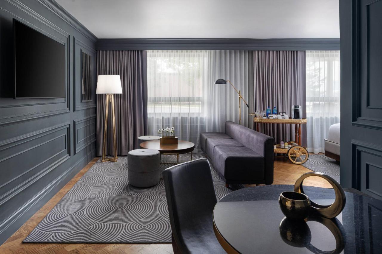 Premium King Jr. Suite, Junior Suite, 1 King,1395433127:JPEG